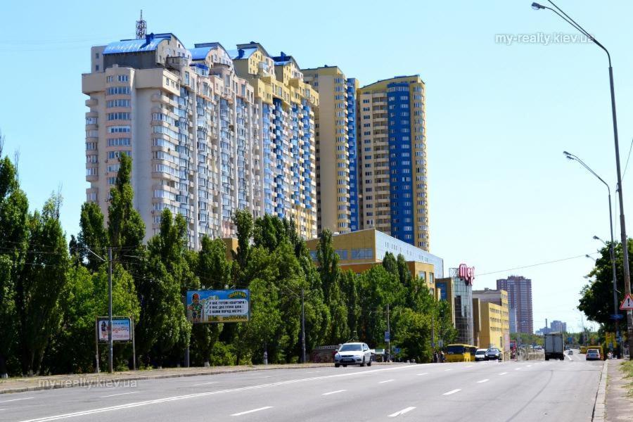 Квартира В Мега Сити Kiew Exterior foto